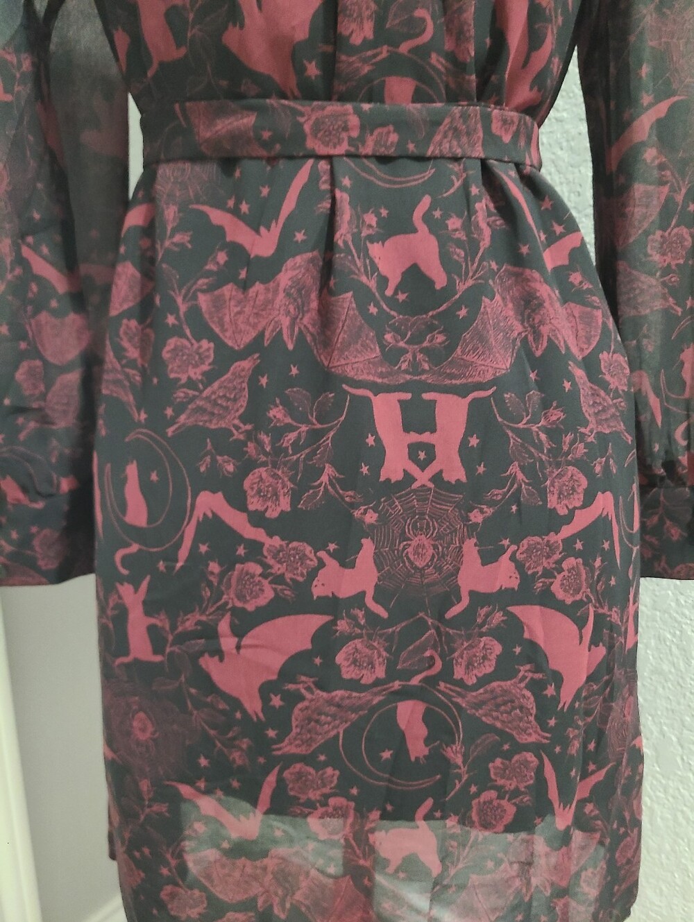 Modcloth Black And Burgundy Halloween Cat Bat Crow Spider Sheer Shirt Dress M - Picture 5 of 5